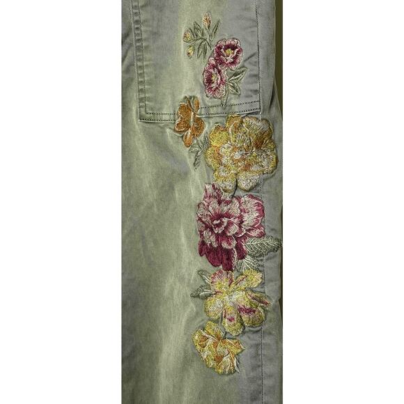 Driftwood Jeans Portofino Utility Boyfriend Crop Pant Floral Embroidered Boho XL - Picture 7 of 12